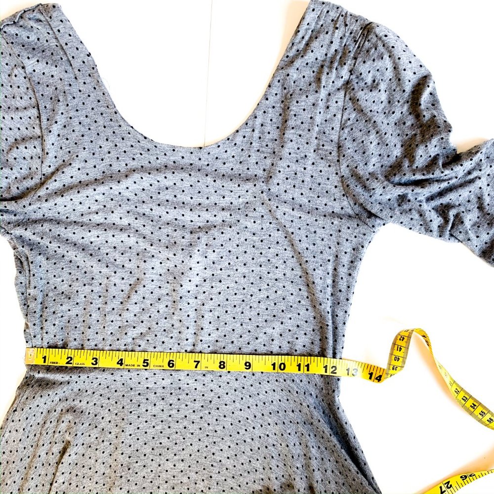 f21 low back/deep scoop neck polka dot dress grey - Picture 4 of 6